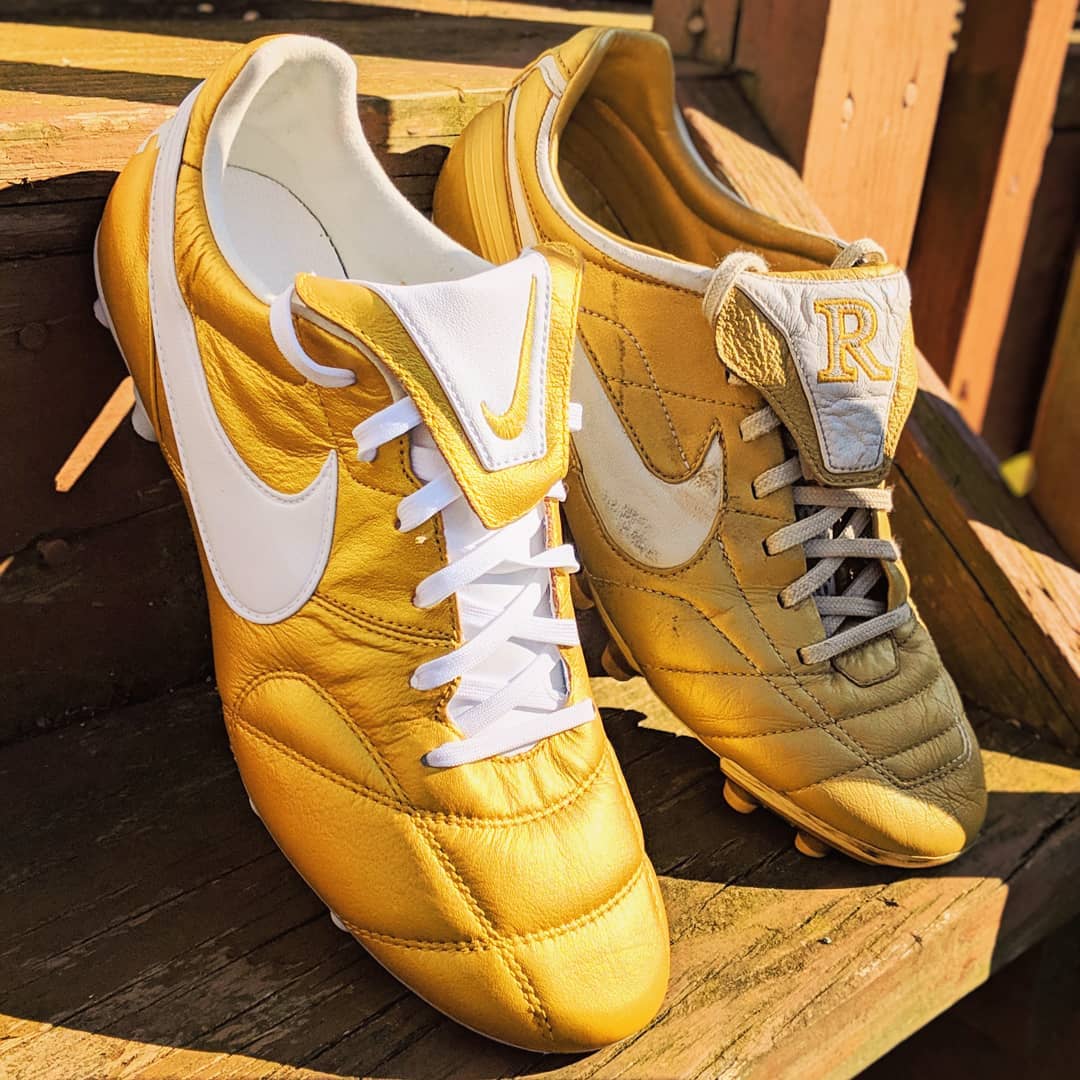 Fußballschuhe nike gold sales